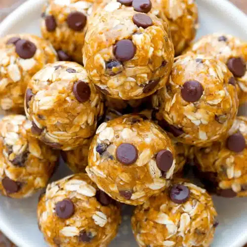 Delicious No Bake Energy Balls packed with flavor and nutrients.