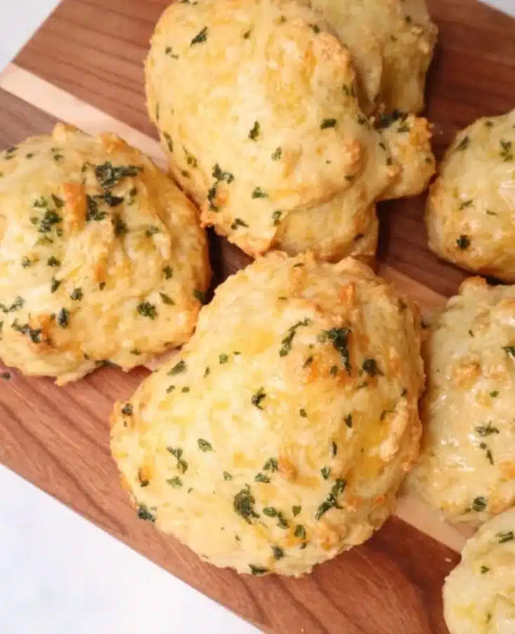 Sourdough Discard Greek Yogurt Cheddar Biscuits